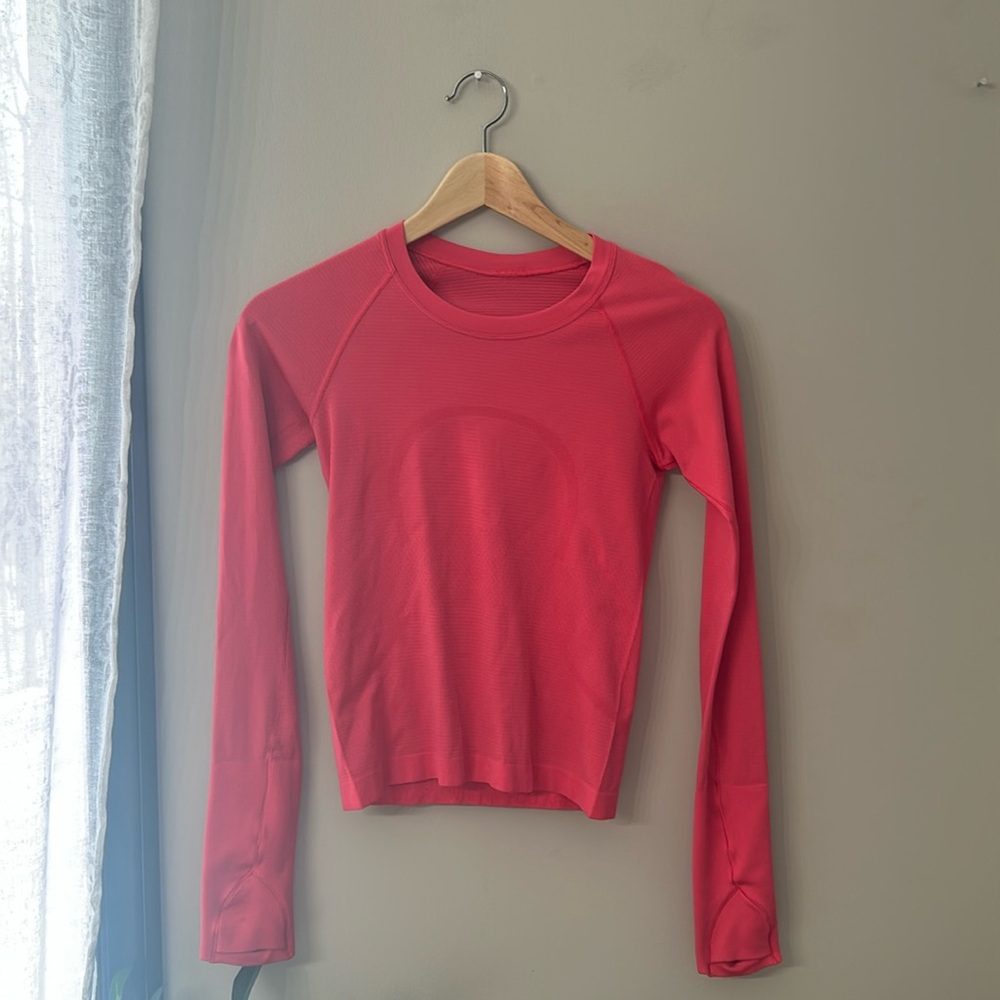Lululemon Swiftly long sleeve